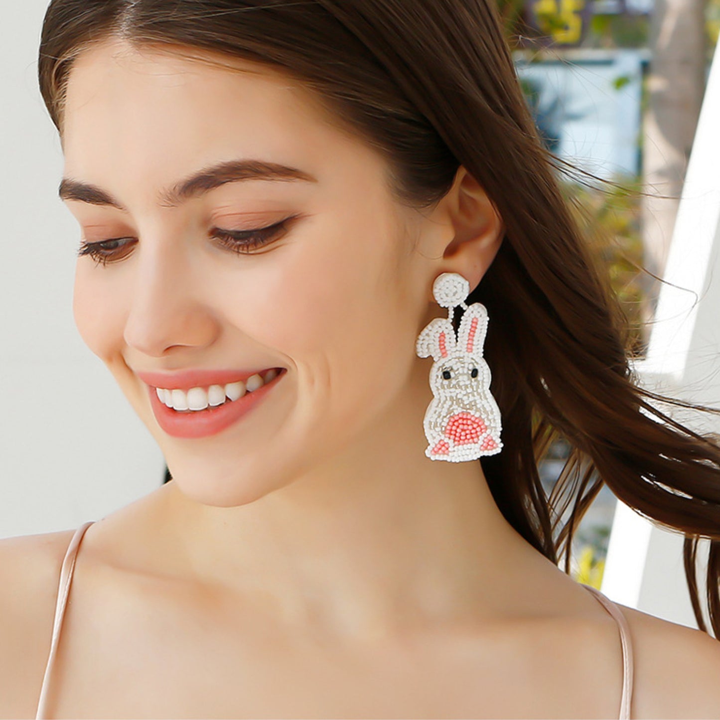 Boucles d'oreilles pendantes en forme de lapin avec perles en acier inoxydable