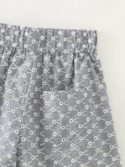 Ropa de verano para mujer, pantalones cortos informales con bordado calado y cintura alta