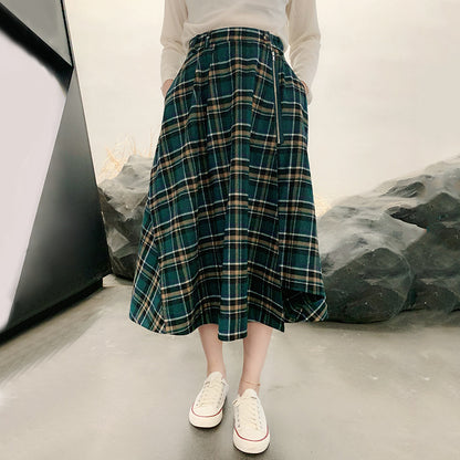 Woolen plaid skirt