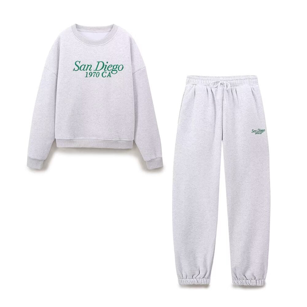 Winter round Neck Long Sleeve Printed Sweater Loose Jogging Sweatpants Sets