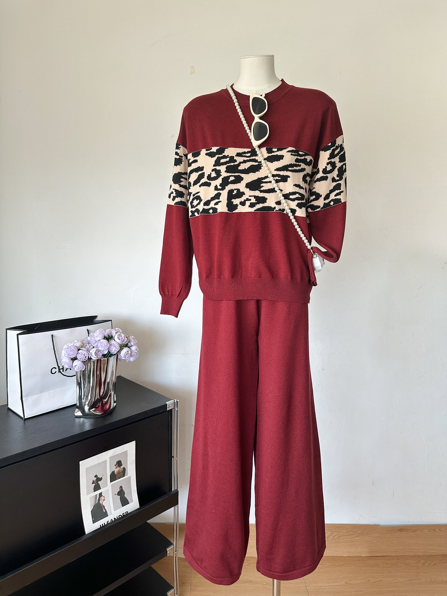 Women Autumn And Winter Wear Round Neck Head Leopard Print Two Piece Set