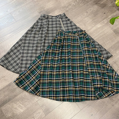 Woolen plaid skirt