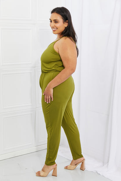 Capella Comfy Casual Combinaison pleine taille avec ceinture élastique unie en Chartreuse