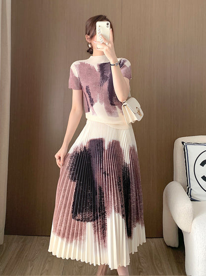 Women's Fashionable Pleated T-shirt Skirt Suit