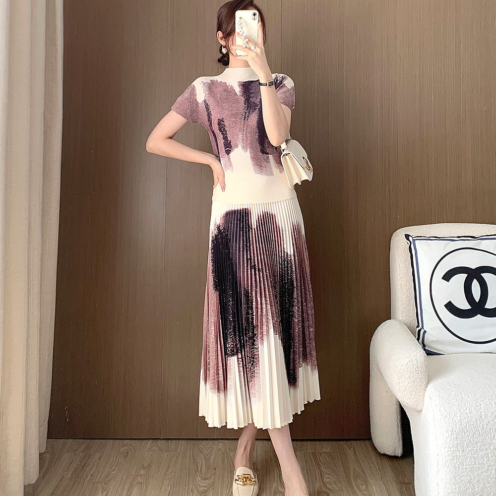 Women's Fashionable Pleated T-shirt Skirt Suit