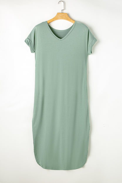 Robe t-shirt longue vert gazon avec poches cachées et col en V