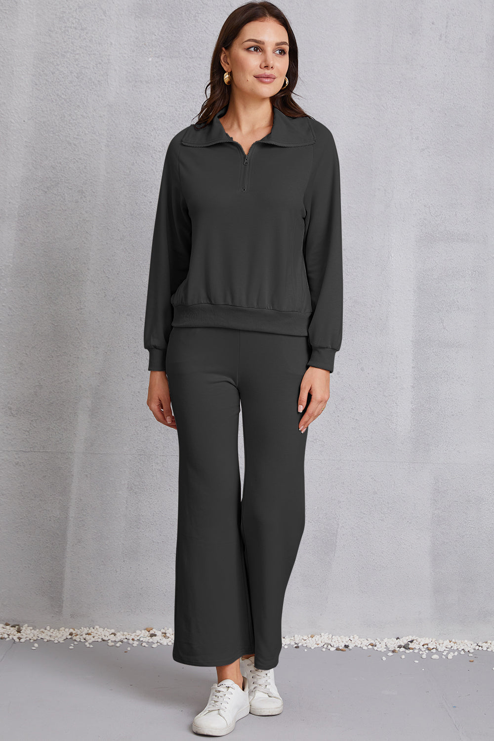 Ensemble sweat-shirt et pantalon à col demi-zippé