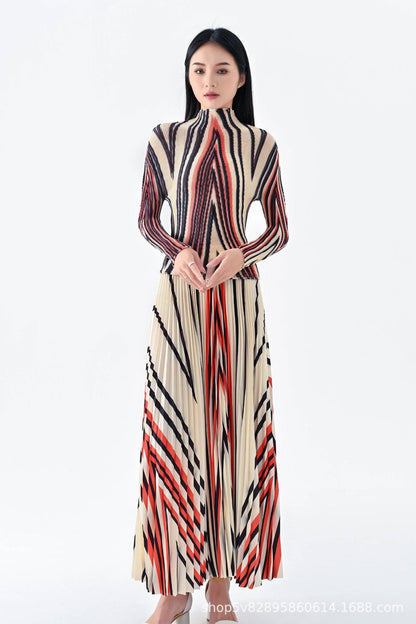 Autumn New Striped Printed Top Pleated Skirt Suit