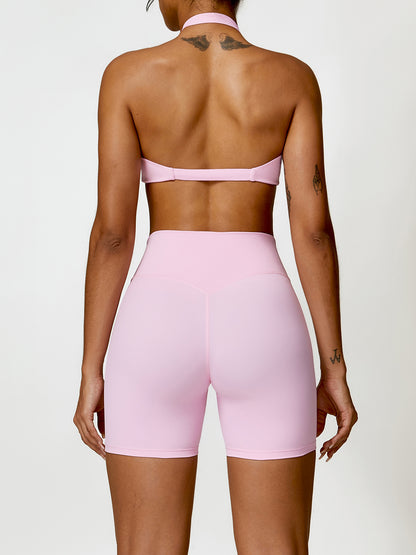 Ensemble actif soutien-gorge et short torsadés à col licou