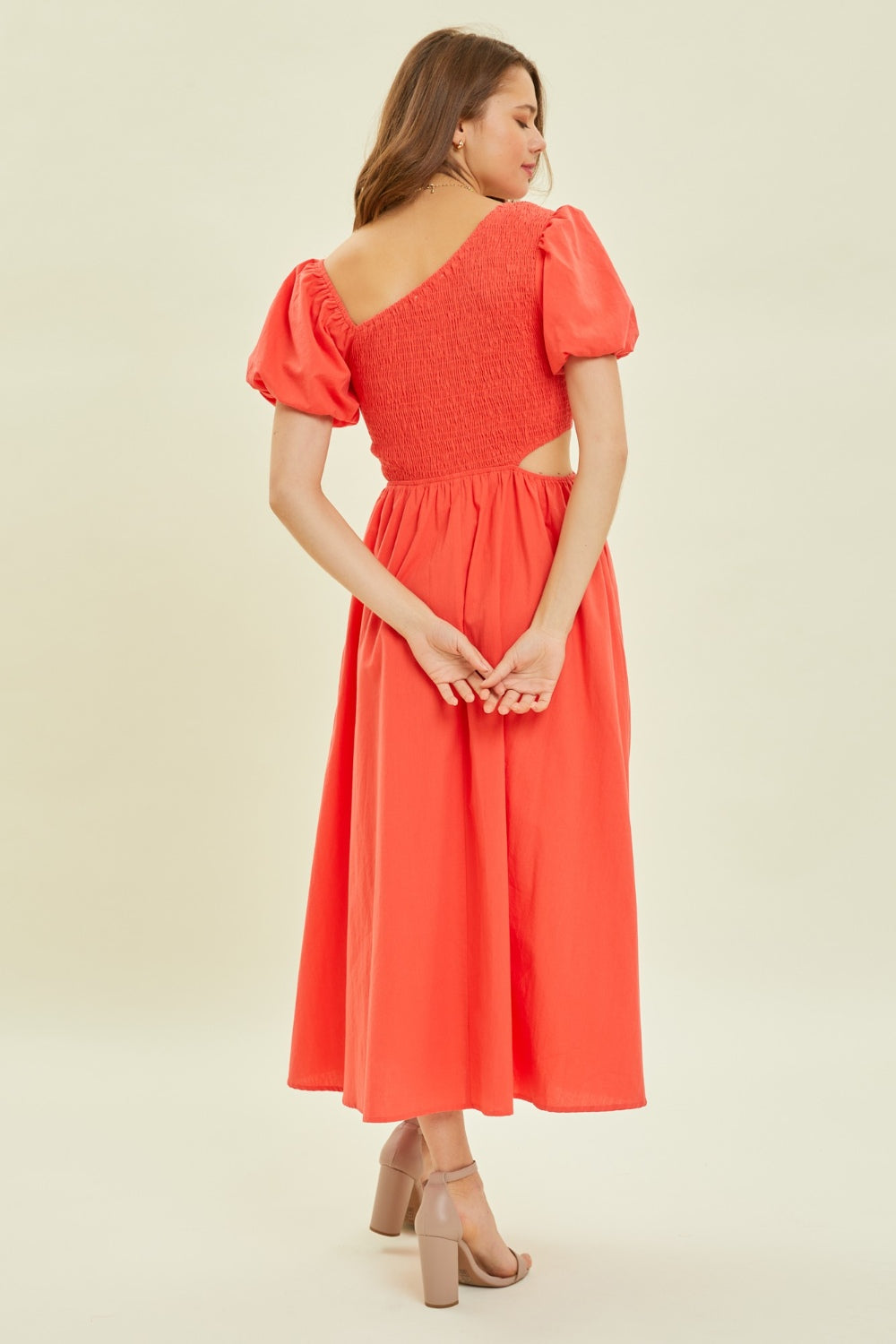 HEYSON - Robe midi smockée à découpes