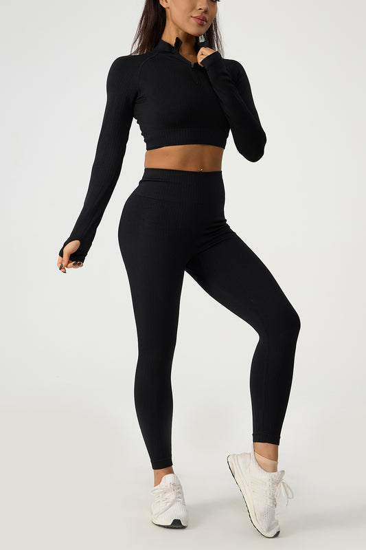 Ensemble actif avec haut à manches raglan et leggings taille haute