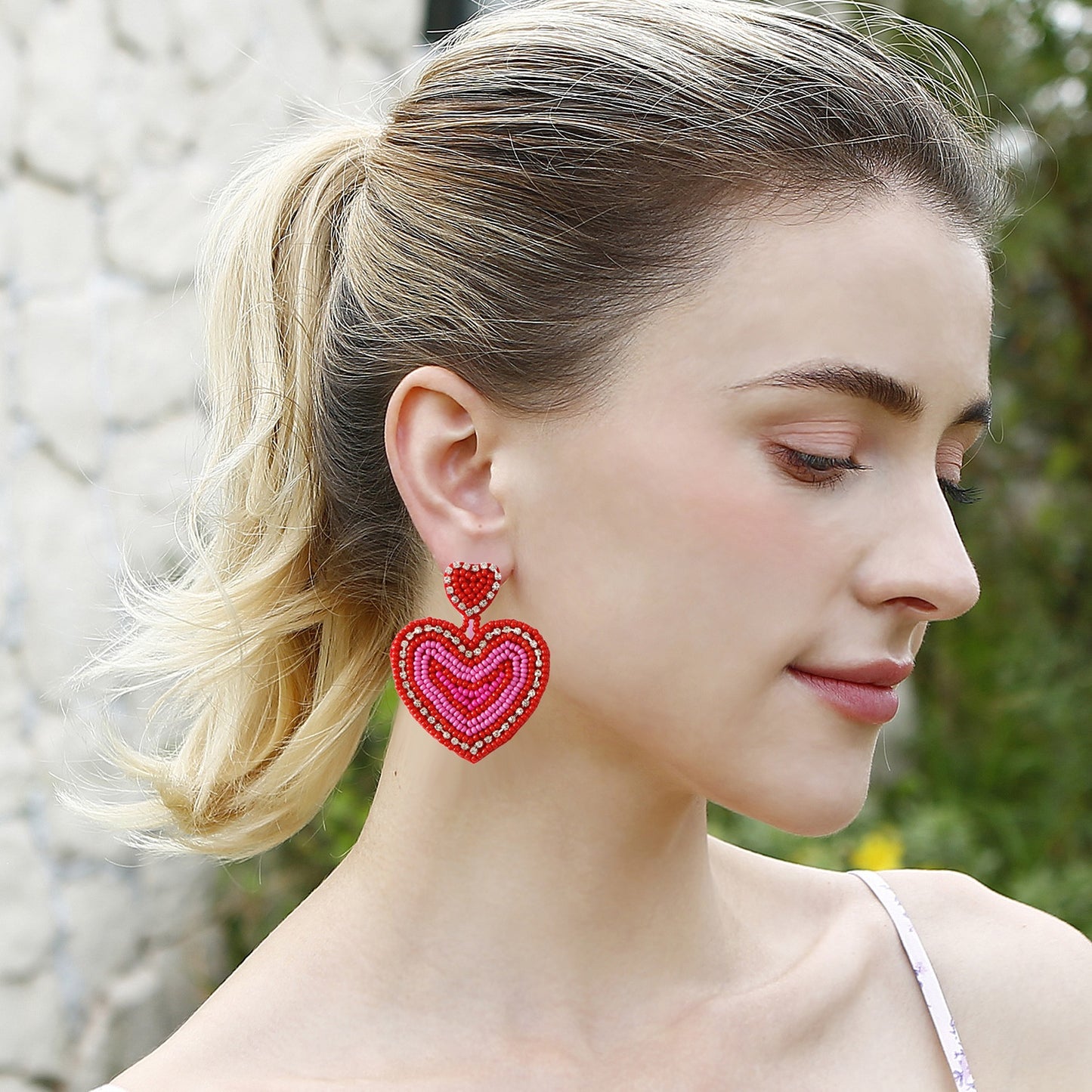 Pendientes colgantes con forma de corazón con cuentas de diamantes de imitación