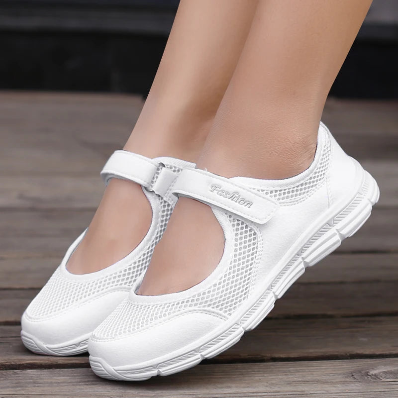 Zapatos informales de verano para mujer, zapatillas suaves y portátiles, zapatos para caminar, suelas planas para mujer, zapatos blancos transpirables sin cordones