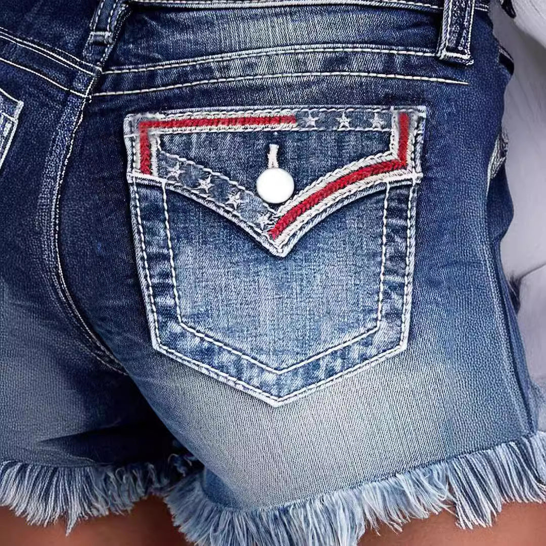 Short en denim effiloché brodé pour femme