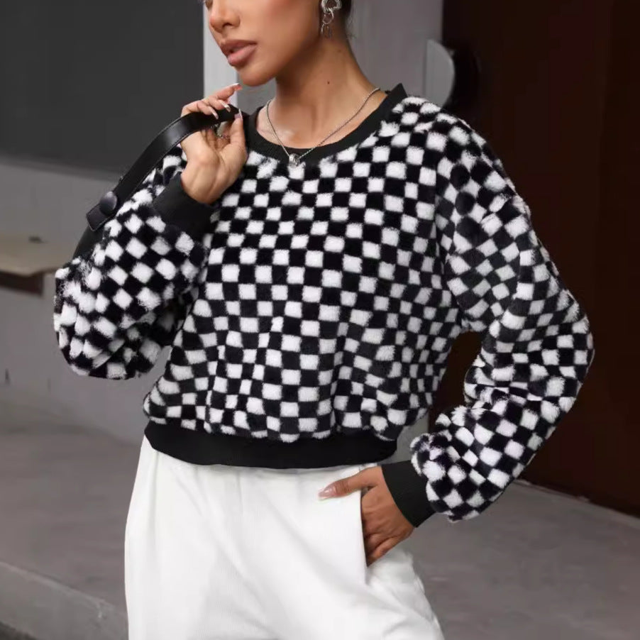 Autumn Winter Women Clothing Loose Round Neck Black White Plaid Long Sleeve Plush Pullover Sweater