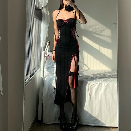 Vestido gótico oscuro con abertura alta Y2k para mujer, vestido Midi calado para fiesta, vestido largo Sexy con lazo de vendaje gótico para centro comercial, ropa de calle negra ajustada con tirantes