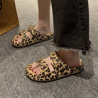 Zapatillas de verano para mujer, zapatillas de plataforma con estampado de leopardo, sandalias informales de suela gruesa para interiores y exteriores, zapatos de playa para parejas