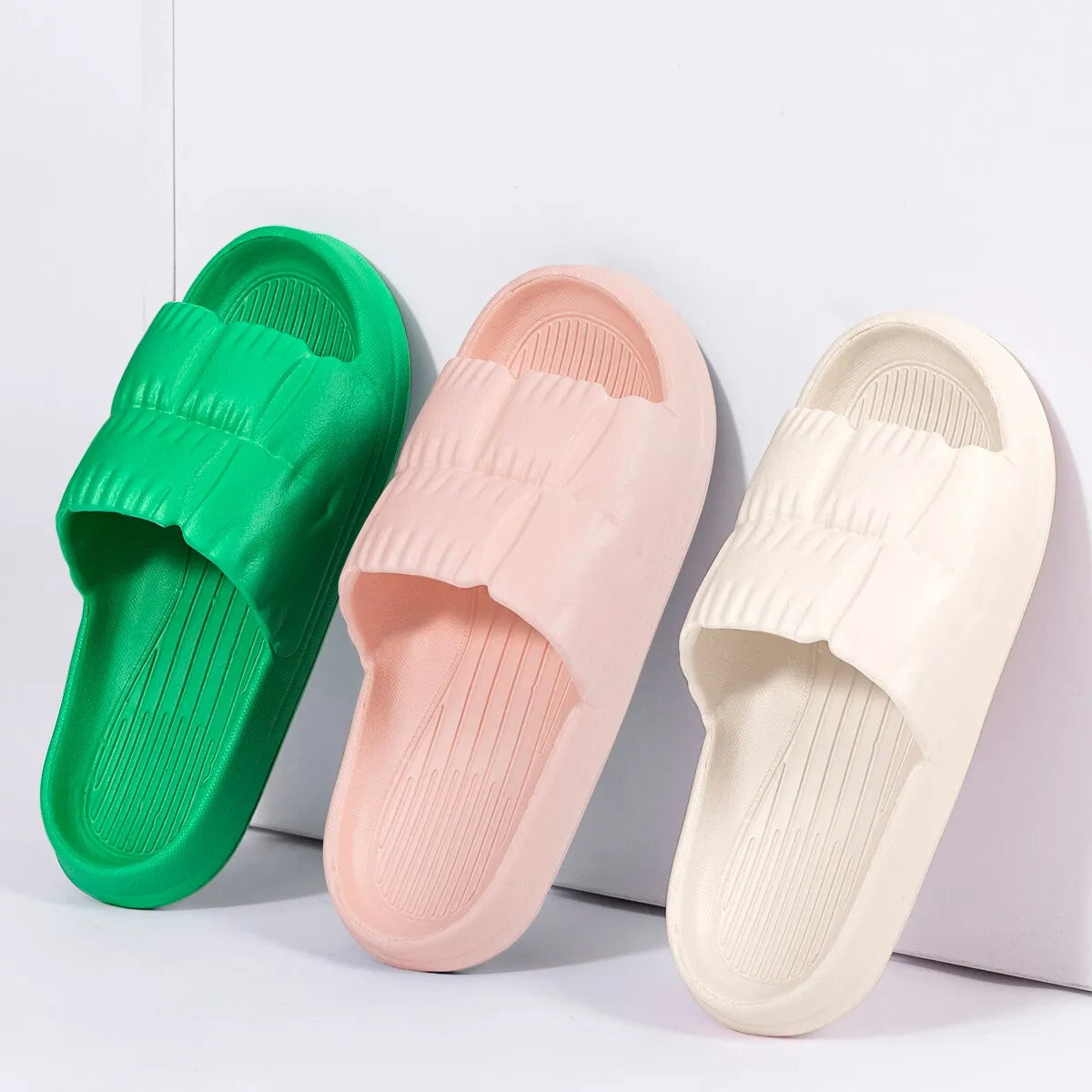 2023 zapatillas de nube de suela blanda para mujer, sandalias de playa para interiores y exteriores con plataforma gruesa, chanclas antideslizantes de EVA de verano