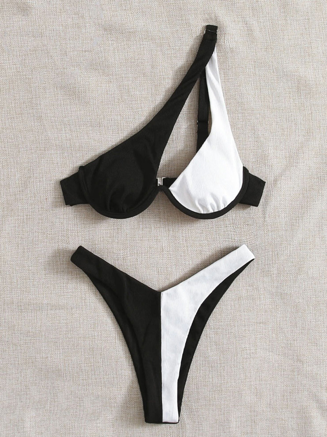 Contrast Single Shoulder Two-Piece Bikini Set