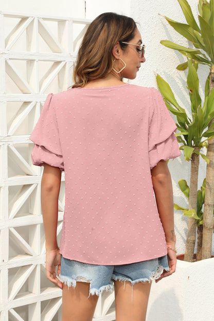 Blusa de manga corta con cuello en V y lunares suizos