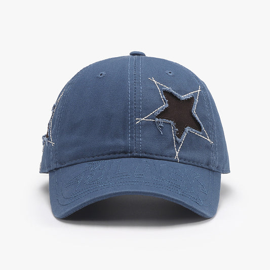 Gorra ajustable con estrella y dobladillo sin rematar