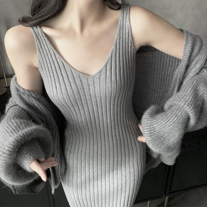 Ensemble deux pièces robe à bretelles cardigan