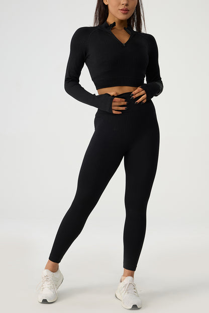 Ensemble actif avec haut à manches raglan et leggings taille haute