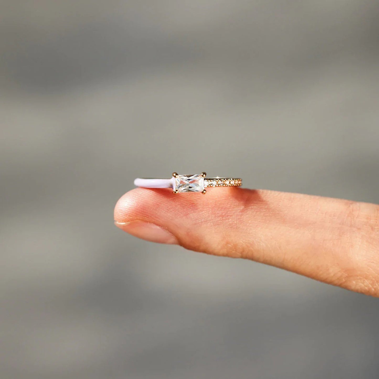 Heart Shape Inlaid Zircon Enamel Ring