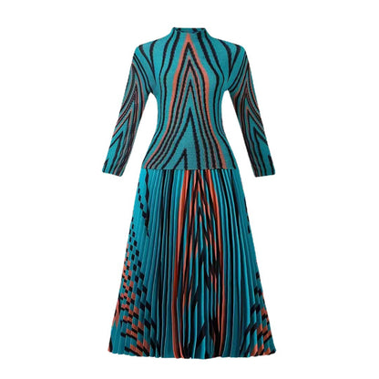 Autumn New Striped Printed Top Pleated Skirt Suit