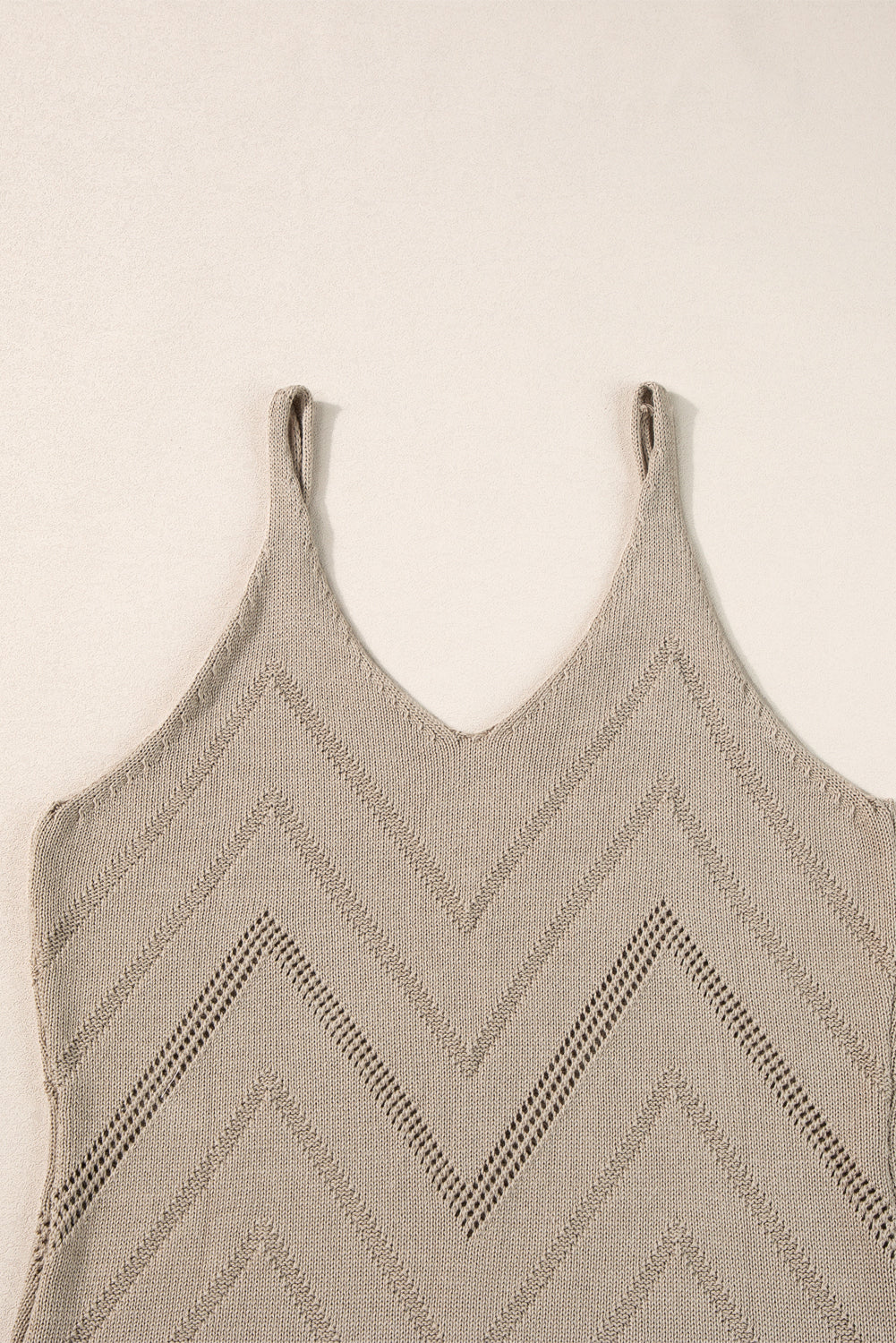 Chaleco tipo jersey con tirantes finos de punto pointelle en chevron blanco